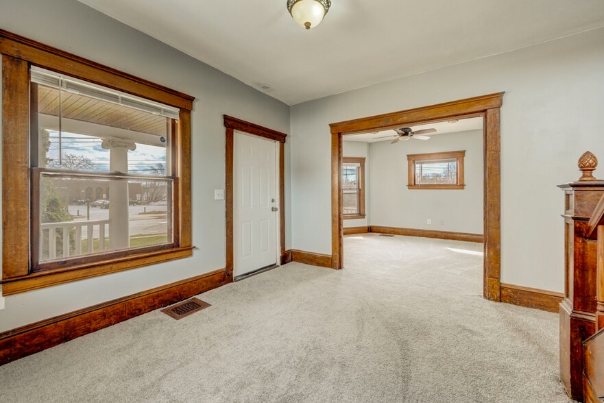 More Photos Of 4432 Pearl Rd, Cleveland Specialty For Sale