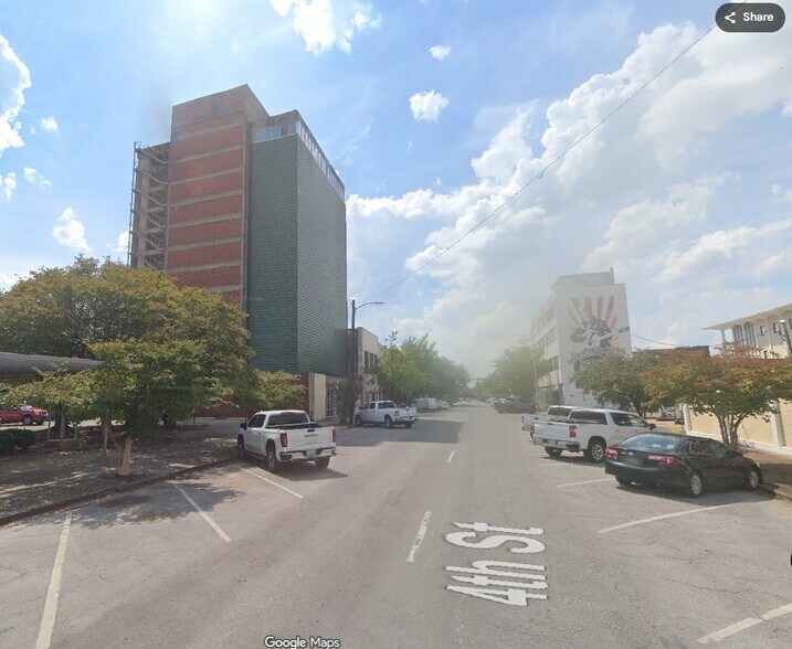 More Photos Of 2107 4th St, Meridian Specialty For Sale