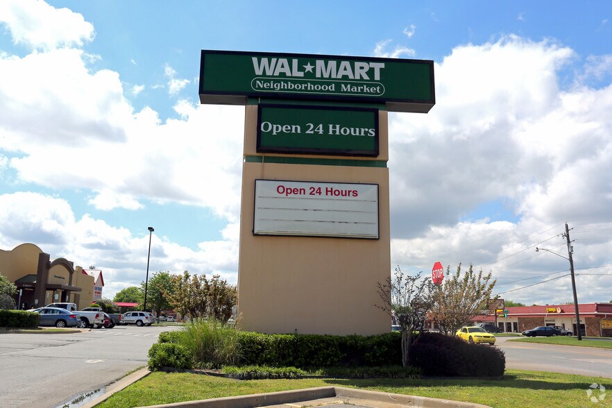 More Photos Of 3116-3138 S Garnett Rd, Tulsa Unknown For Lease