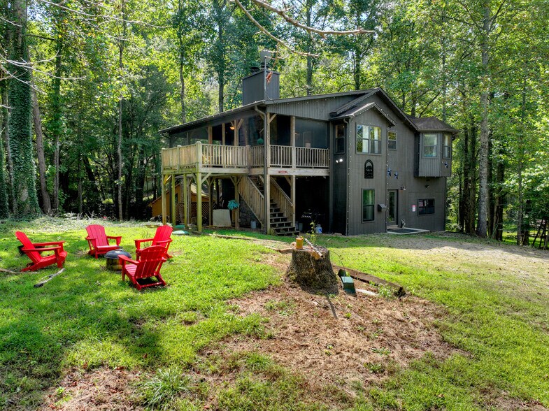 More Photos Of 77 Alpine Way, Blairsville Hotel For Sale