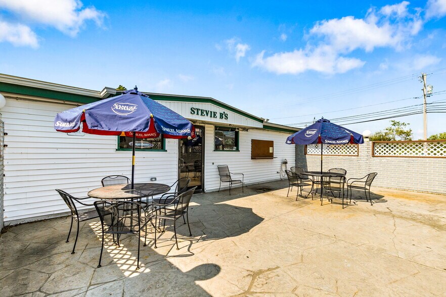 More Photos Of 270 Onset Ave, East Wareham Restaurant For Sale