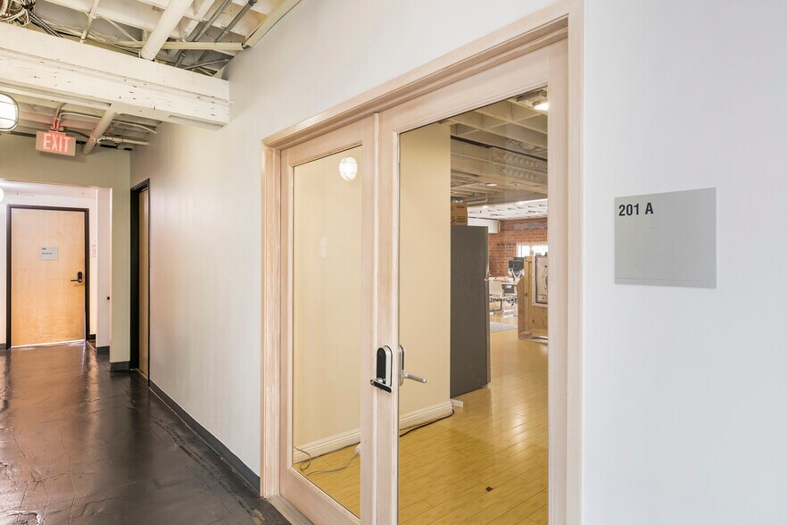 More Photos Of 201 Wilshire Blvd, Santa Monica Loft Creative Space For Lease