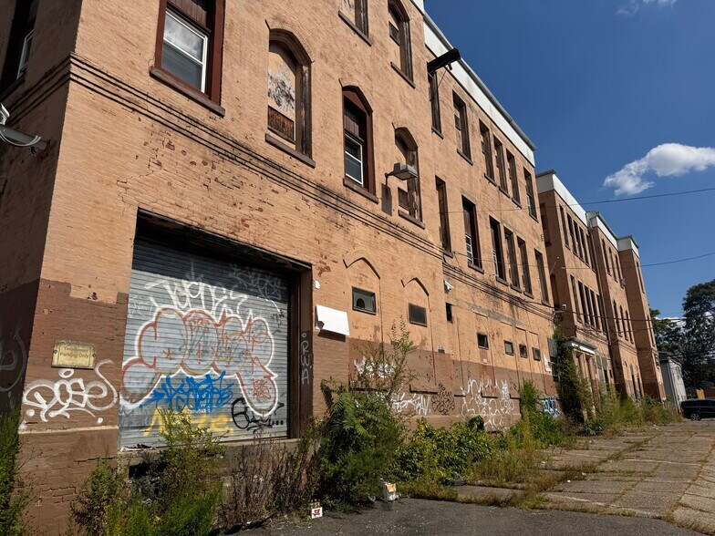 More Photos Of 383-391 Totowa Ave, Paterson Land For Sale
