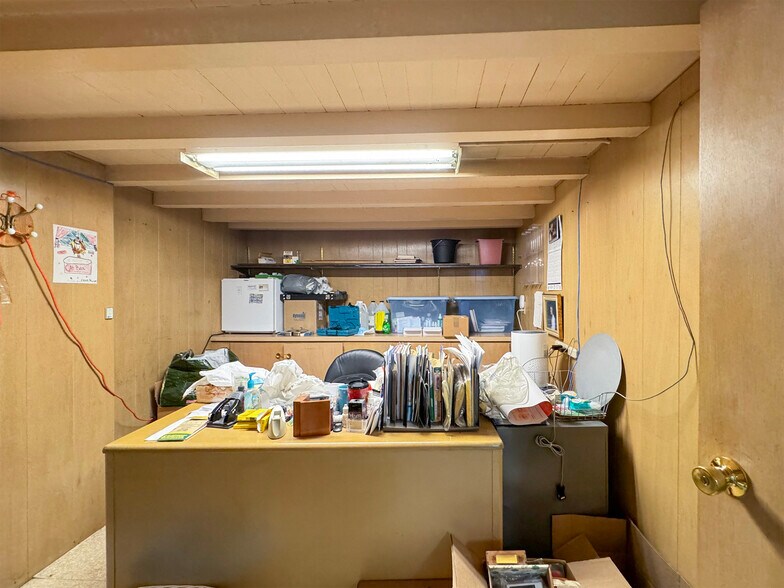 More Photos Of 114 E 1st St, Port Angeles Office For Lease