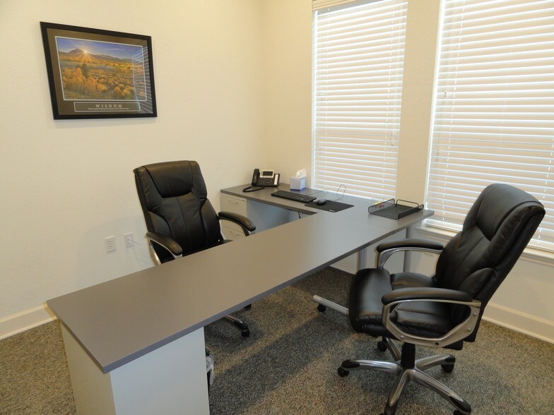 More Photos Of 1101 Satellite Vw, Round Rock Medical For Lease