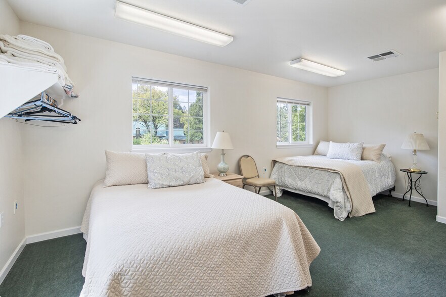 More Photos Of 459 Galice Rd, Merlin Religious Facility For Sale