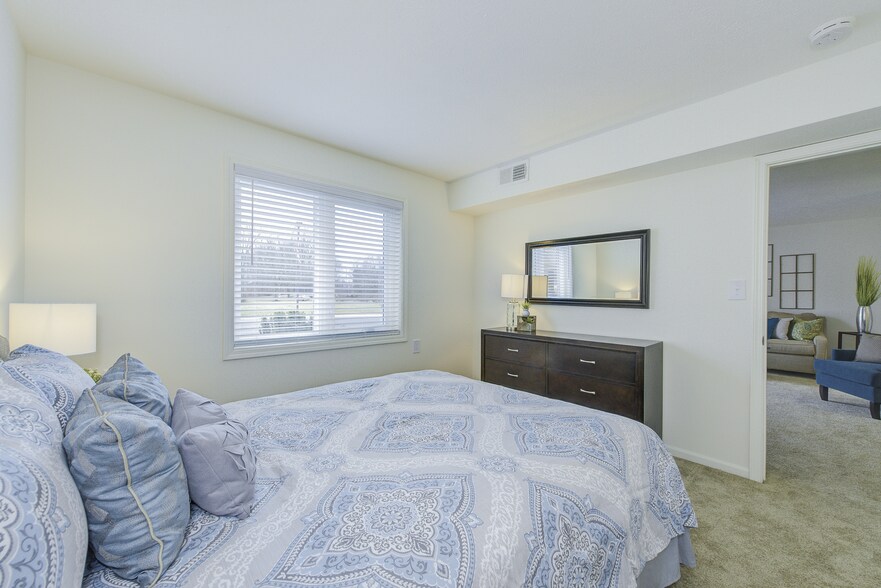 More Photos Of 1201 Carson Way, Greenwood Apartments For Lease