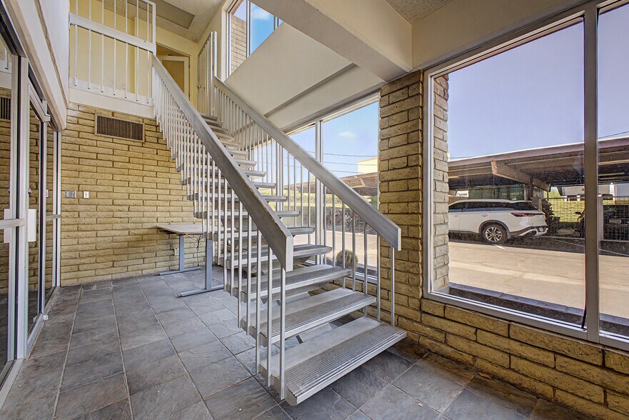 More Photos Of 4614 N 7th St, Phoenix Loft Creative Space For Lease