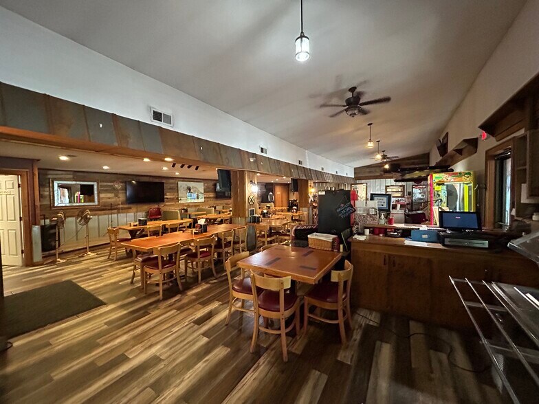 More Photos Of 6460 Banner Elk Hwy, Elk Park Restaurant For Sale