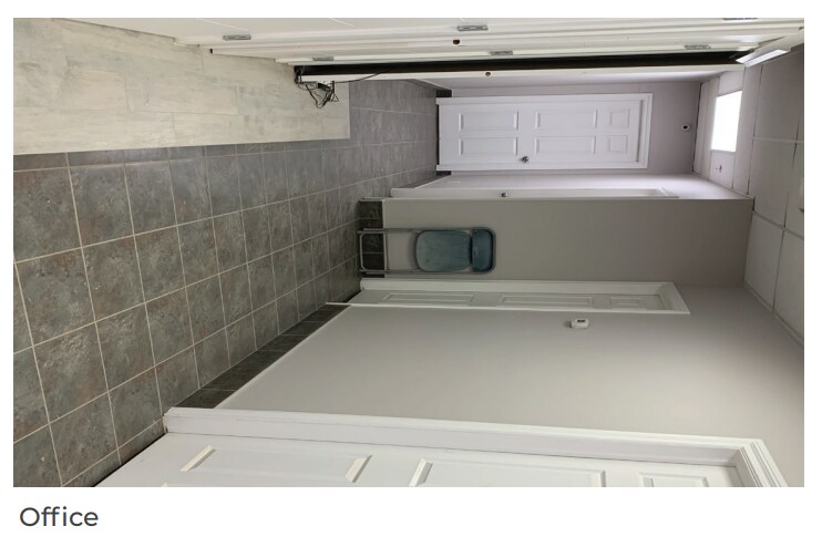 More Photos Of 1006 17 Ave, Nisku Distribution For Sale