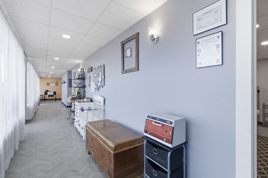 More Photos Of 1081 & 1083 Front St, Philipsburg Flex For Sale