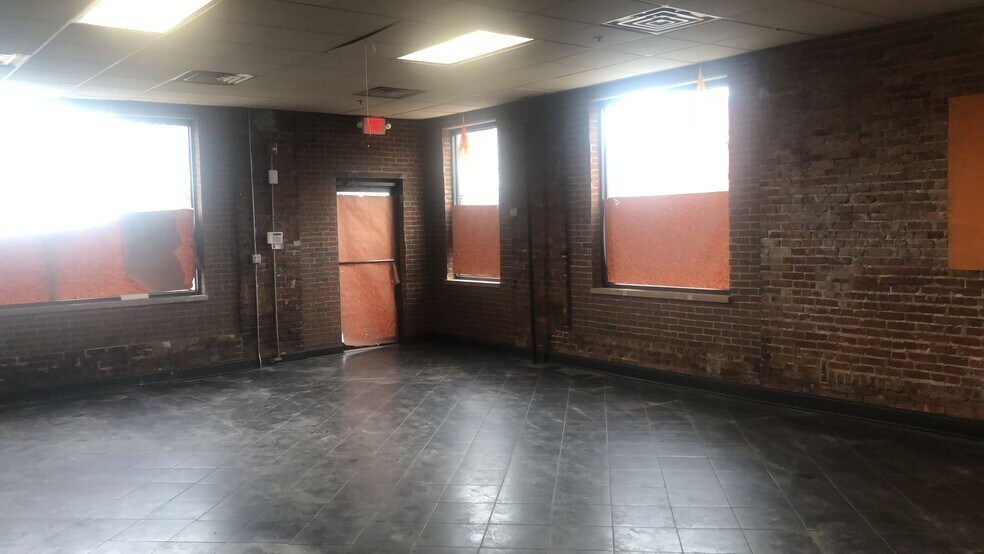 More Photos Of 503 Van Houten Ave, Passaic Restaurant For Lease