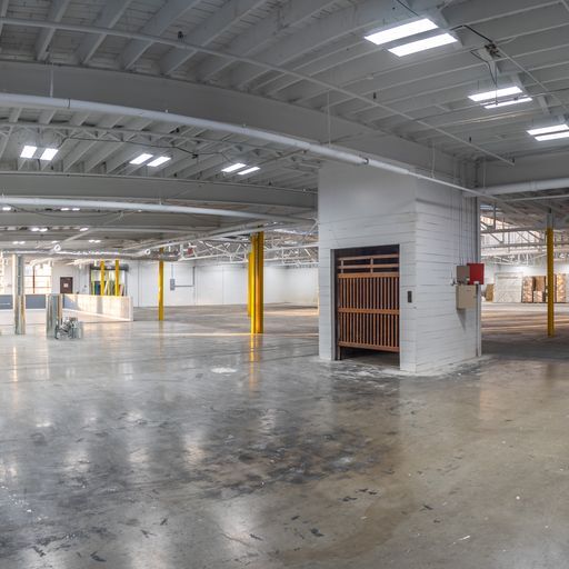 More Photos Of 585 11th St NW, Hickory Manufacturing For Lease