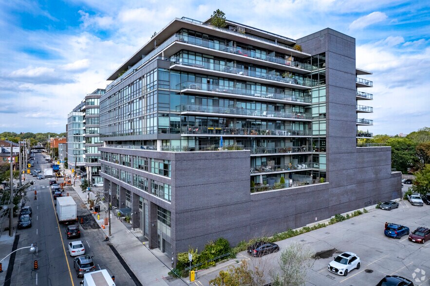 More Photos Of 321 Carlaw Ave, Toronto Apartments For Sale