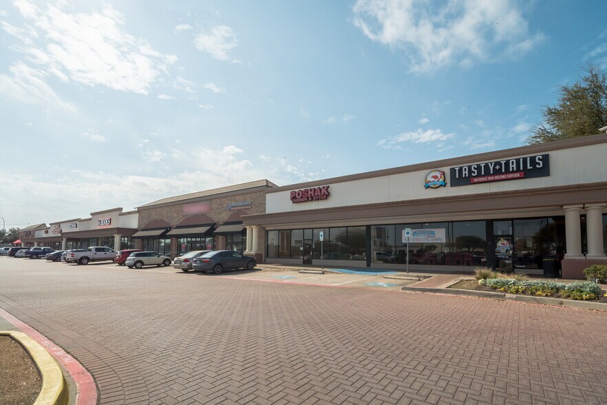 More Photos Of 100 S Central Expy, Richardson General Retail For Lease