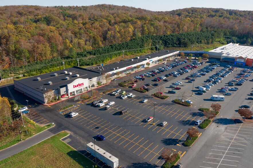 More Photos Of 1218-1226 E Dixie Dr, Asheboro Unknown For Lease