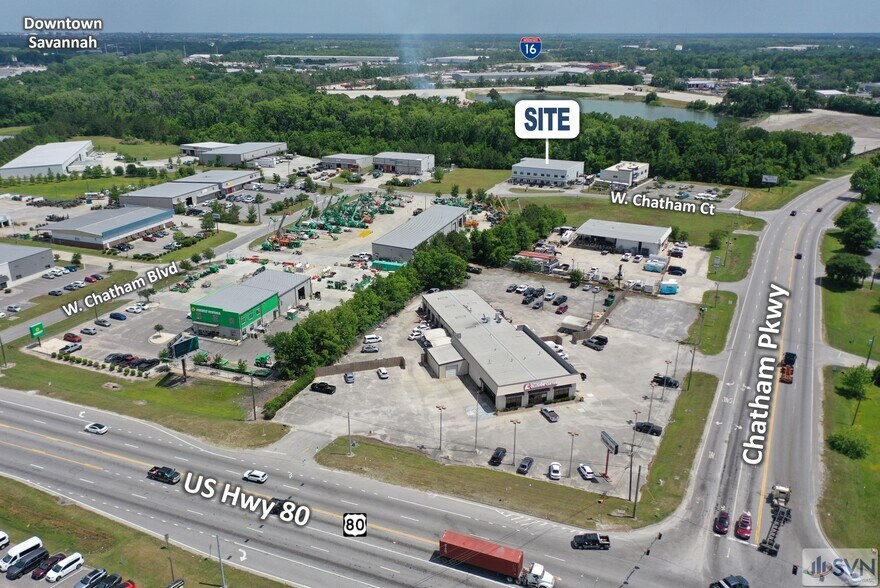 More Photos Of 28 W Chatham Ct, Garden City Warehouse For Lease