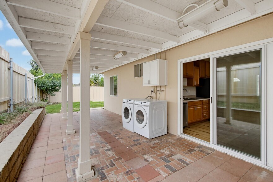 More Photos Of 1090 Gardena Rd, Encinitas Multifamily For Sale