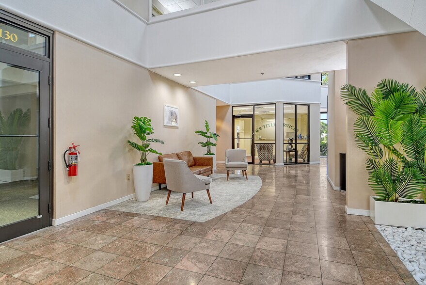 More Photos Of 3639-3711 Cortez Rd W, Bradenton Office For Lease