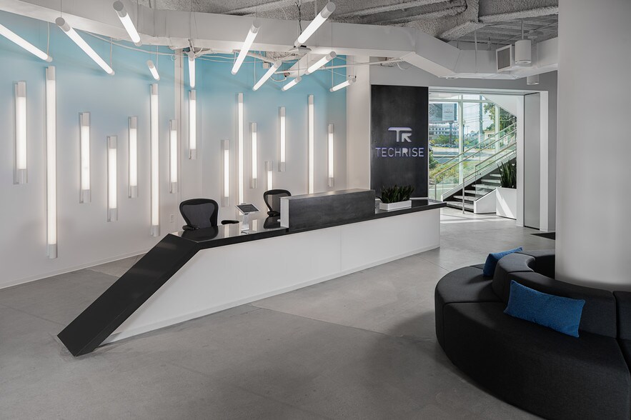 More Photos Of 3405 Piedmont Rd NE, Atlanta Office For Sale