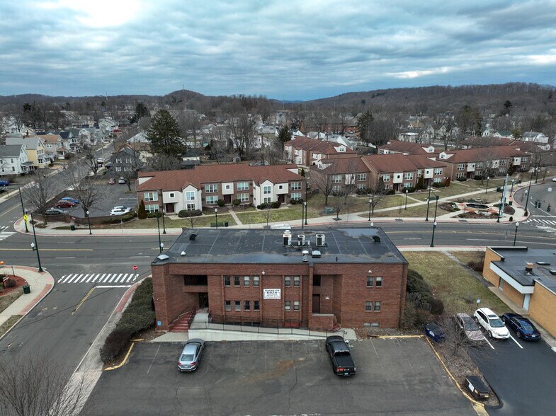 More Photos Of 310 Main St, East Haven Office Residential For Lease