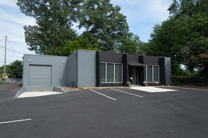 More Photos Of 51 Austin Ave NE, Marietta Light Distribution For Sale