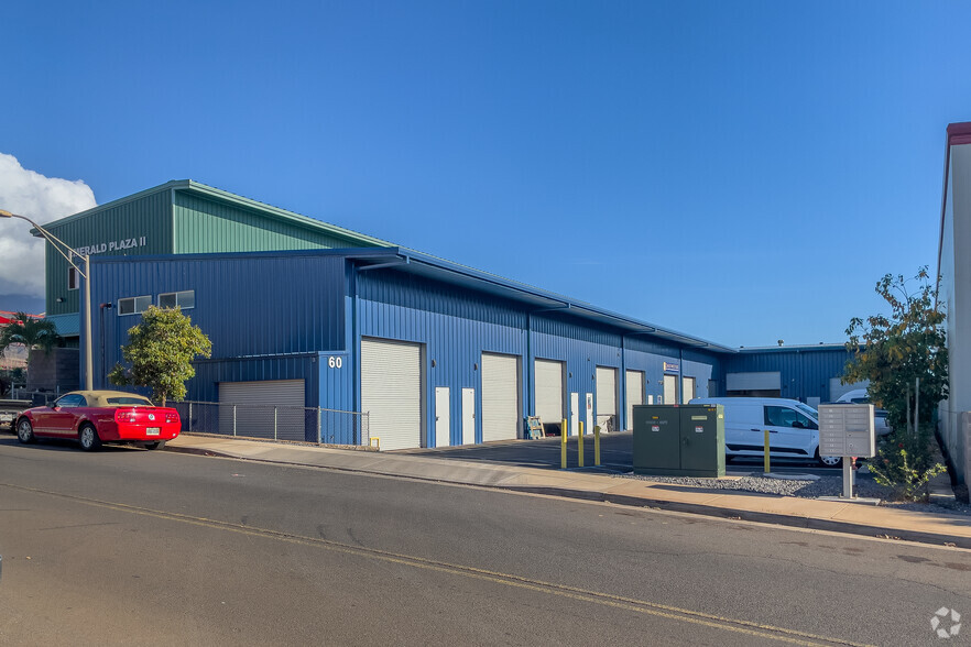 Primary Photo Of 60 Ulupono St, Lahaina Showroom For Sale