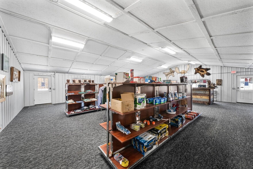 More Photos Of 10422 Cadillac Hwy, Thompsonville Hotel For Sale