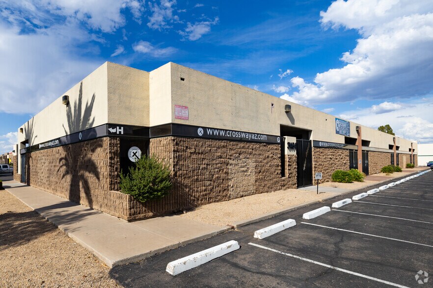 More Photos Of 3310-3334 W Flower St, Phoenix Warehouse For Lease