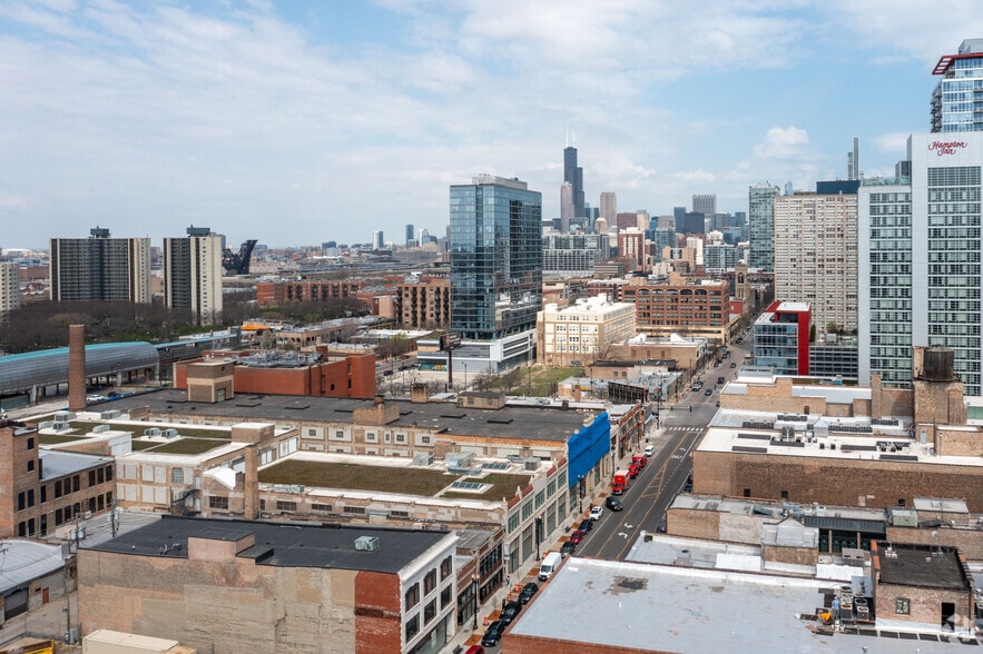 More Photos Of 2246 S Michigan Ave, Chicago Storefront Retail Office For Sale