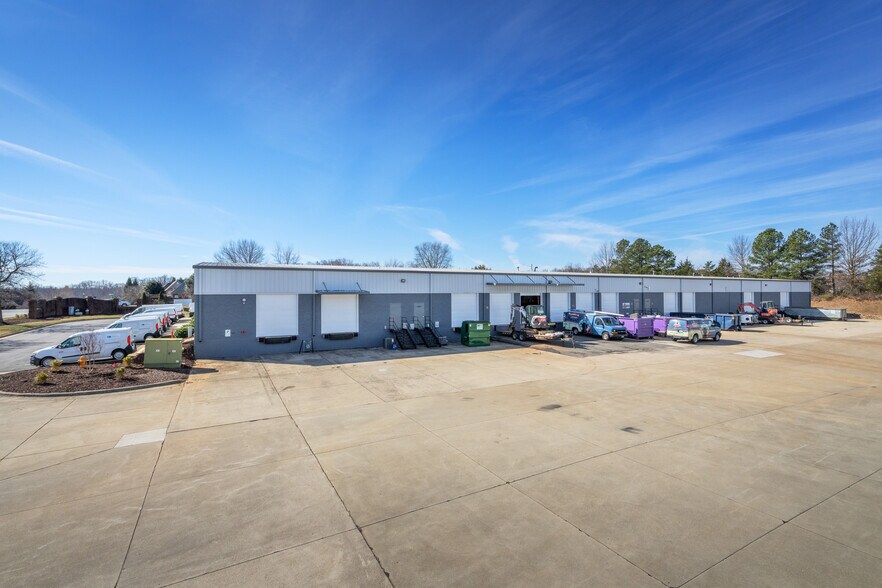 More Photos Of 1187 Shields Rd, Kernersville Warehouse For Lease