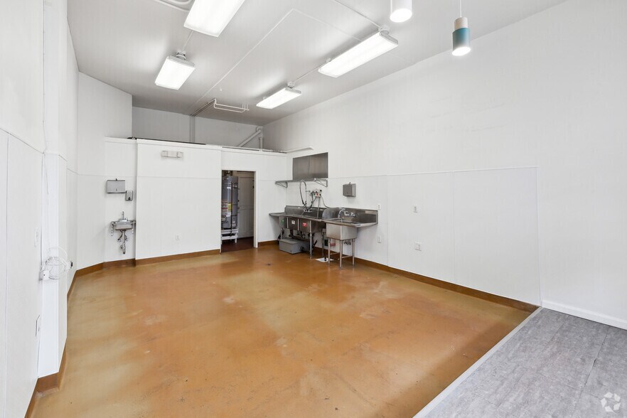More Photos Of 451 9th St, San Francisco Apartments For Lease
