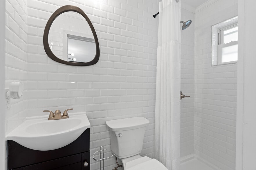 More Photos Of 3155 W Highway 98, Port Saint Joe Hotel For Sale