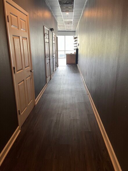 More Photos Of 1122 Thomasville Rd, Tallahassee Freestanding For Lease