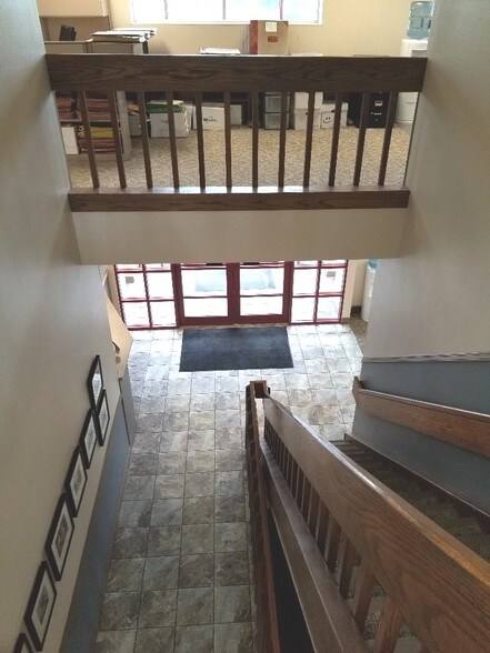 More Photos Of 901 S Whitney Way, Madison Office For Lease