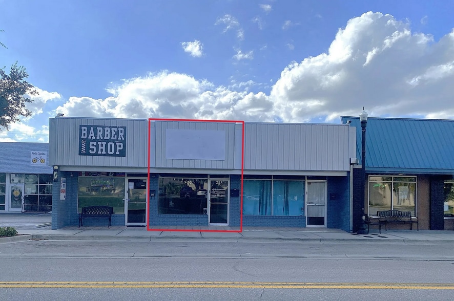 Primary Photo Of 243 SW 3rd St, Winter Haven General Retail For Lease