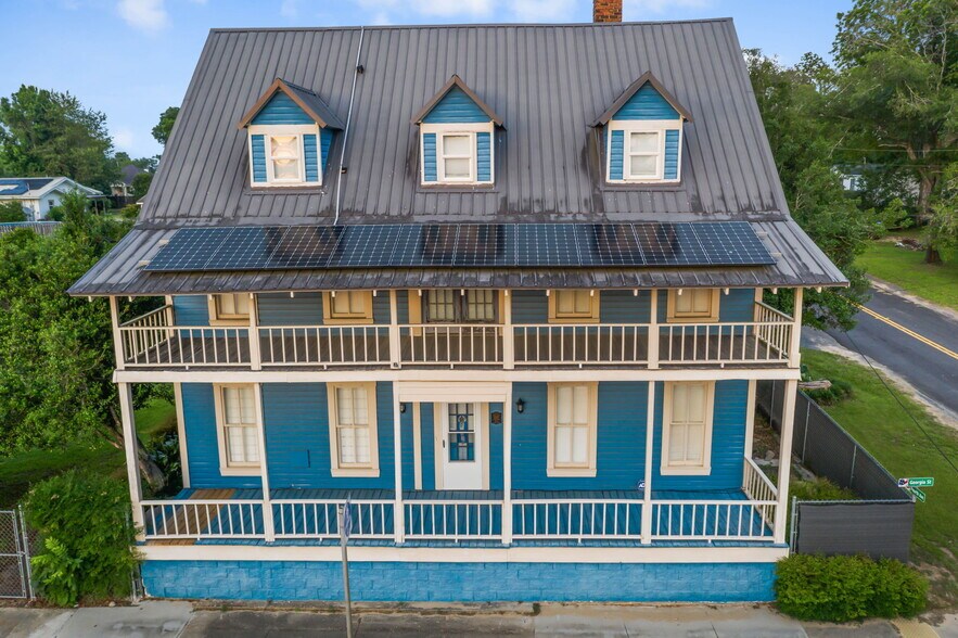 More Photos Of 1748 Georgia St, Alford Specialty For Sale