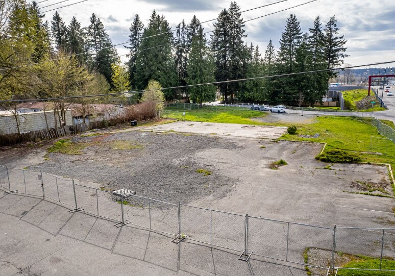More Photos Of 3628 116th St NE, Marysville Service Station For Sale