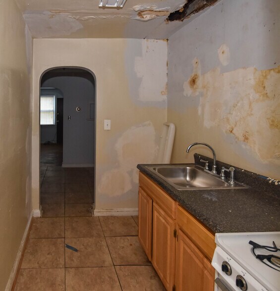 More Photos Of 2823 4th St NE, Washington Multifamily For Sale
