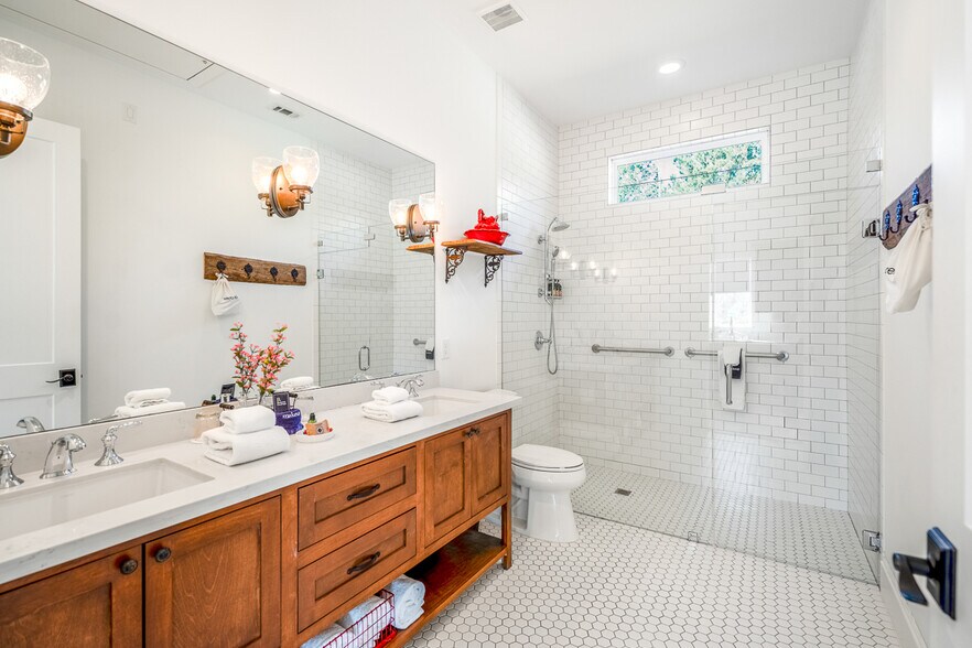 More Photos Of 3603 FM 1725 Rd, Willis Lodge Meeting Hall For Sale