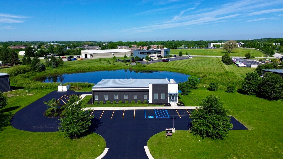 Primary Photo Of 950 Transport Dr, Valparaiso Flex For Lease