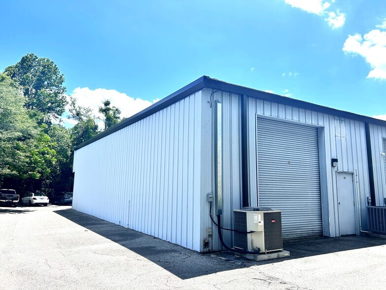More Photos Of 2005 Tree Fork Ln, Longwood Warehouse For Sale