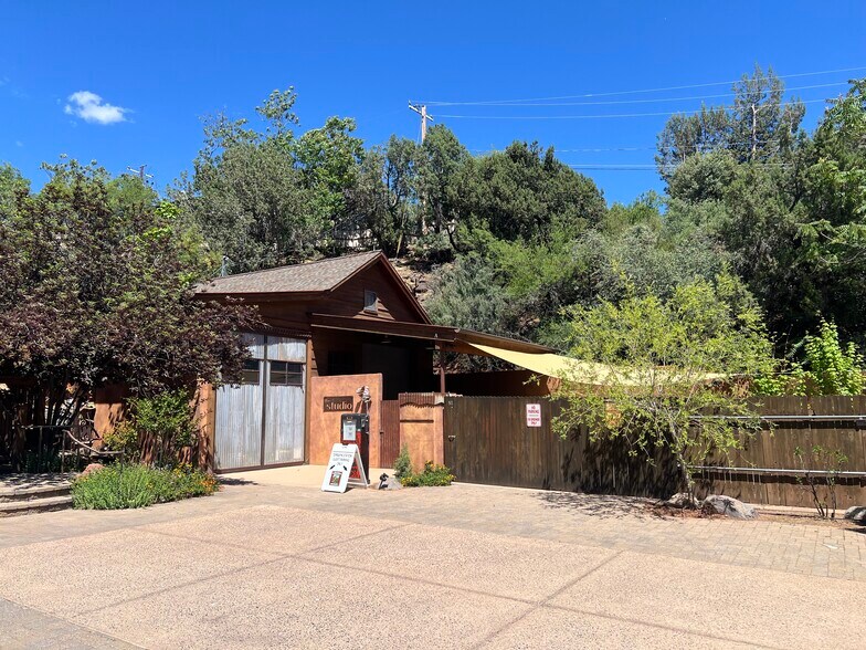 Primary Photo Of 90 Brewer Rd, Sedona Light Manufacturing For Lease