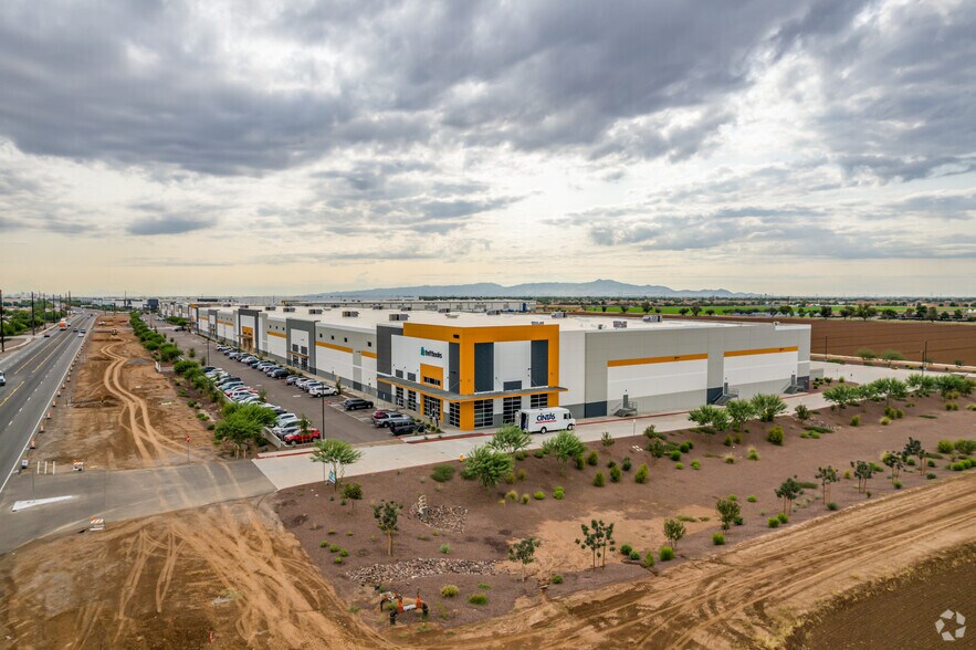 More Photos Of 9393 W Buckeye Rd, Tolleson Warehouse For Lease