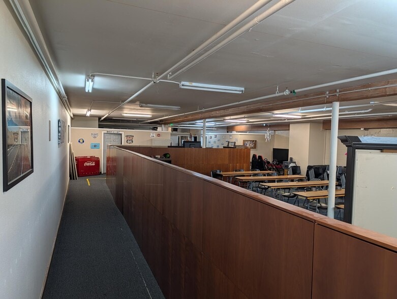 More Photos Of 18411-18421 Highway 99, Lynnwood Storefront For Lease