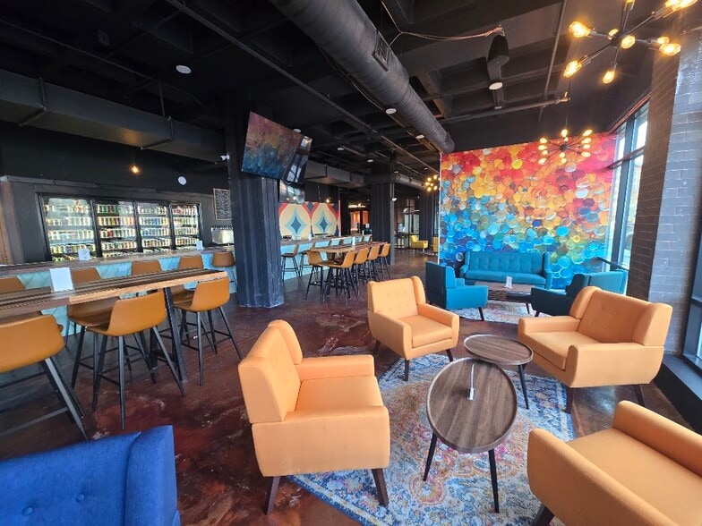 More Photos Of 300 E Washington St, Syracuse Apartments For Lease