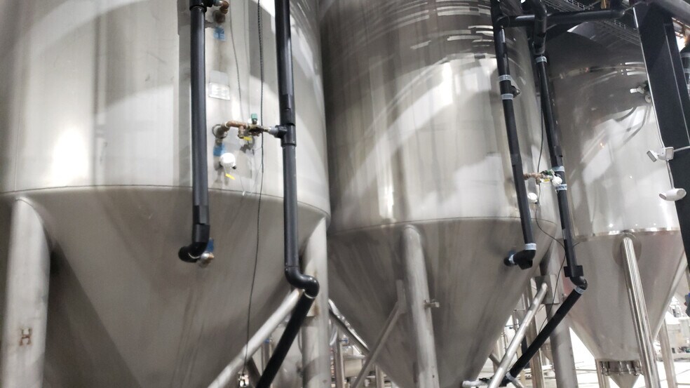 More Photos Of 394 N Clayton St, Lawrenceville Light Manufacturing For Sale