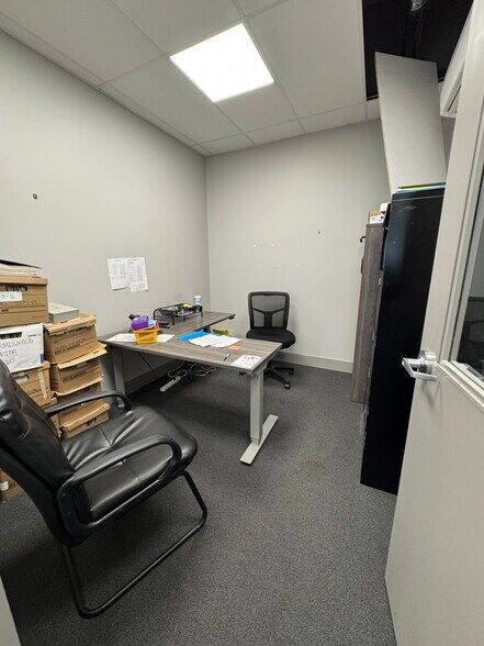 More Photos Of 11767 225th St, Maple Ridge Storefront Retail Office For Sale