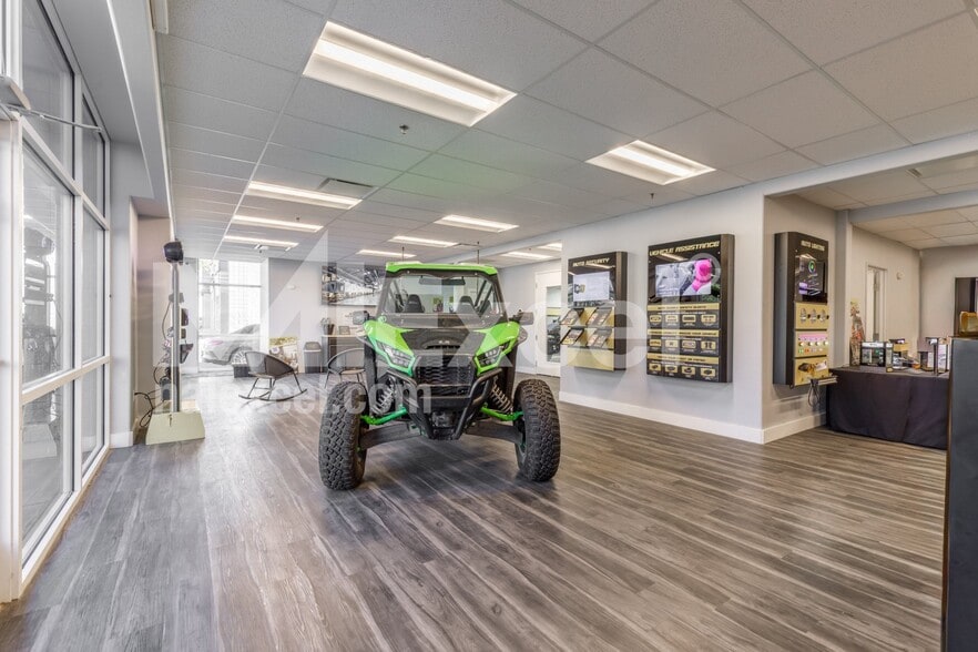 More Photos Of 476 E Riverside Dr, Saint George General Retail For Lease