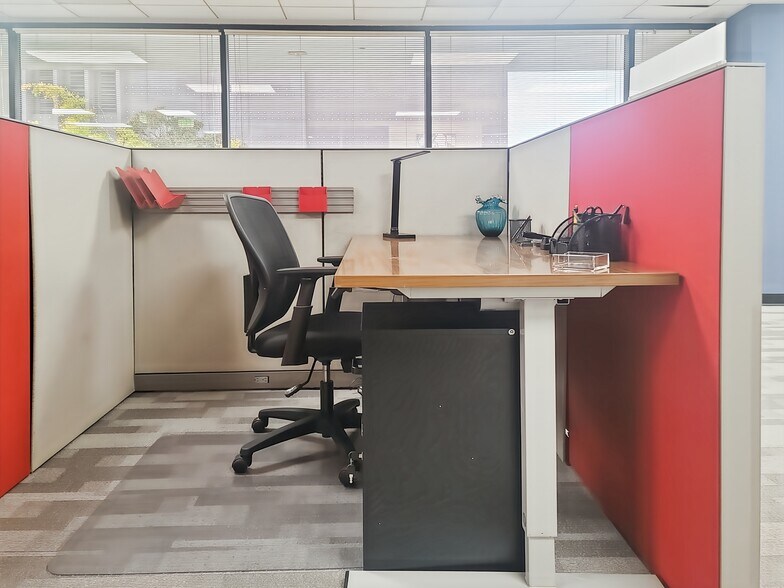 More Photos Of 1300 K St, Modesto Coworking Space